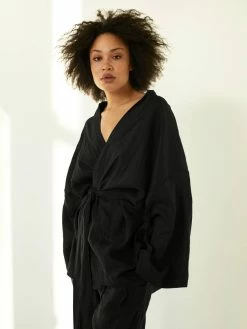 Deiji Studios The 01 Linen Loungewear Long Set -UNDONE shop The UNDONE Deiji Studios Loungewear Set Long Deep Black C 1024x1024