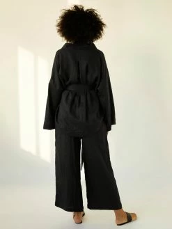 Deiji Studios The 01 Linen Loungewear Long Set -UNDONE shop The UNDONE Deiji Studios Loungewear Set Long Deep Black FB 1024x1024 1