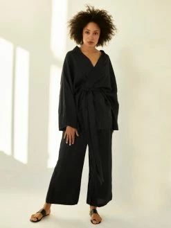 Deiji Studios The 01 Linen Loungewear Long Set -UNDONE shop The UNDONE Deiji Studios Loungewear Set Long Deep Black FF 1024x1024
