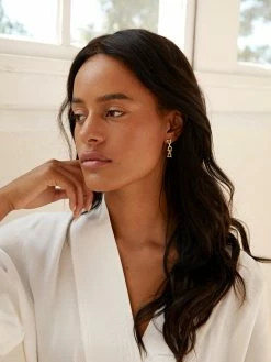 Rylan Thin Link Drop Earring 7 Rylan Thin Link Drop Earring -UNDONE shop The Undone Rylan Thin Link Drop Earring FF 1024x1024