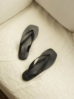 A.Emery Kinto Sandal -UNDONE shop TheUNDONE A.Emery Kinto Sandal Black E 1024x1024 1