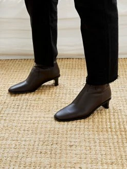 A.Emery Soma Boot 11 A.Emery Soma Boot -UNDONE shop TheUNDONE A.Emery SomaBoot Brunette S 1024x1024 1