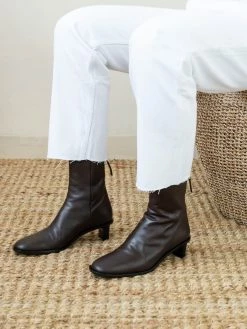 A.Emery Soma Boot 9 A.Emery Soma Boot -UNDONE shop TheUNDONE A.Emery SomaBoot Brunette S 46c95ce0 48b3 4f4e 9b5a 1c1200cf2db5 1024x1024 1