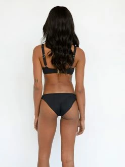 Form And Fold The Staple Bottom 9 Form And Fold The Staple Bottom -UNDONE shop TheUNDONE FormandFold TheCropTop StapleBottom Black B 1024x1024