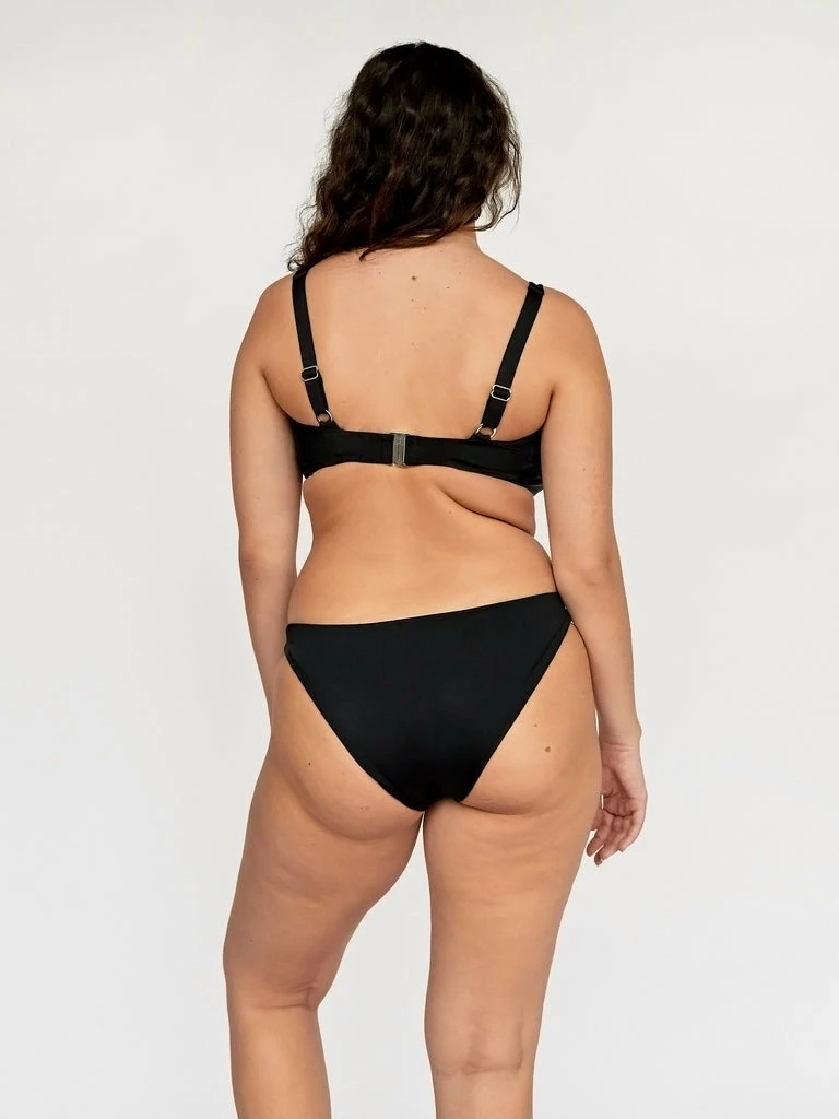 Form And Fold The Staple Bottom 7 Form And Fold The Staple Bottom - Image 5