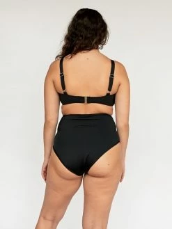 Form And Fold The Rise Bottom -UNDONE shop TheUNDONE FormandFold TheLineTop TheRiseBottom Black FB 100180b7 1f65 48bc 99e3 82a04f183cda 1024x1024