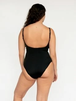 Form And Fold The One Piece 13 Form And Fold The One Piece -UNDONE shop TheUNDONE FormandFold TheOnePiece Black FB 1024x1024