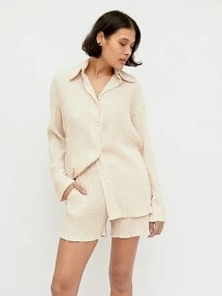 Hyde & Stone Anastasia Shirt 14 Hyde & Stone Anastasia Shirt -UNDONE shop TheUNDONE HydeandStone AnastasiaShirt BellaShort Cream FF 2b6acc46 4e14 41d7 a29c 6a792bb1e417 1024x1024