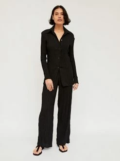 Hyde & Stone Anastasia Shirt -UNDONE shop TheUNDONE HydeandStone AnastasiaShirt LottiePant Black FF 1024x1024