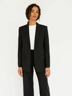 Matteau Relaxed Tailored Blazer 11 Matteau Relaxed Tailored Blazer -UNDONE shop TheUNDONE Matteau RelaxedTailoredBlazer Black C 1024x1024