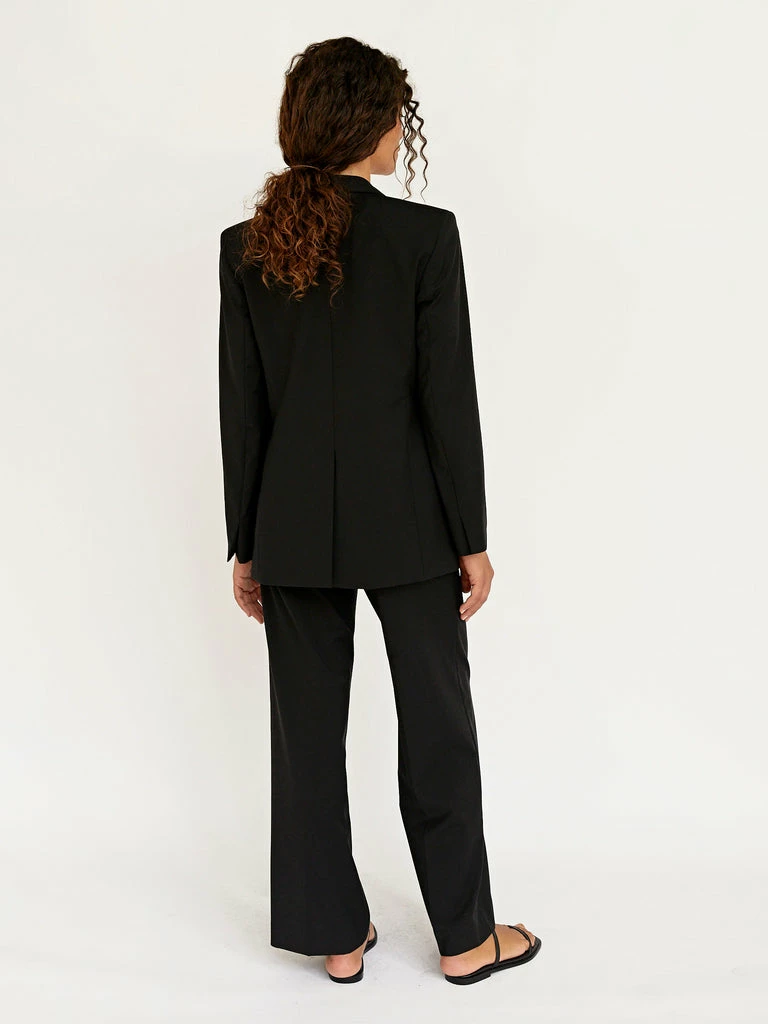 Matteau Relaxed Tailored Blazer 6 Matteau Relaxed Tailored Blazer - Image 4