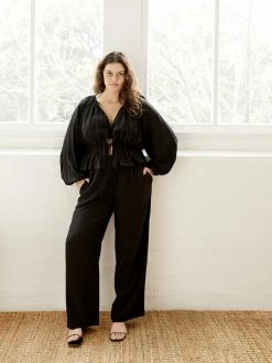 Matteau Drawstring Trouser -UNDONE shop TheUNDONE Matteau TieFrontBlouse DrawstringTrouser Black E 1024x1024