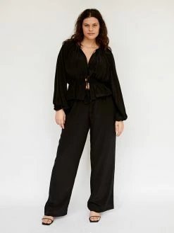Matteau Drawstring Trouser -UNDONE shop TheUNDONE Matteau TieFrontBlouse DrawstringTrouser Black FF 1024x1024