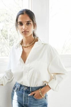 Rylan Link Bracelet 7 Rylan Link Bracelet -UNDONE shop TheUNDONE Rylan TheStatementNecklace Gold FF 4959323e fef8 46eb a0e9 a1cf163fa449 1024x1024 1