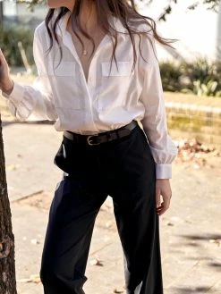 Matin Classic Double Pocket Shirt -UNDONE shop TheUNDONE Streetstyle Outift White Shirt Black Pants Black Belt 5 1024x1024