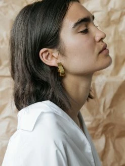 Sara Robertsson Drop Earrings -UNDONE shop The UNDONE sara Robertsson drop earrings gold 1024x1024